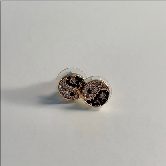 Marilyn Schiff Ying Yang Post Earrings NWT - Picture 5 of 6